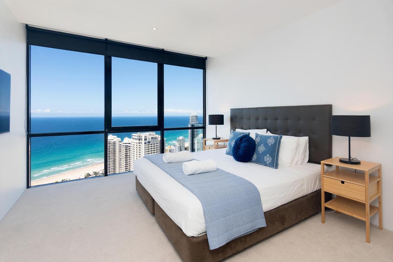 Circle On Cavill - Hosted By Coastal Letting Apartamento Gold Coast Exterior foto