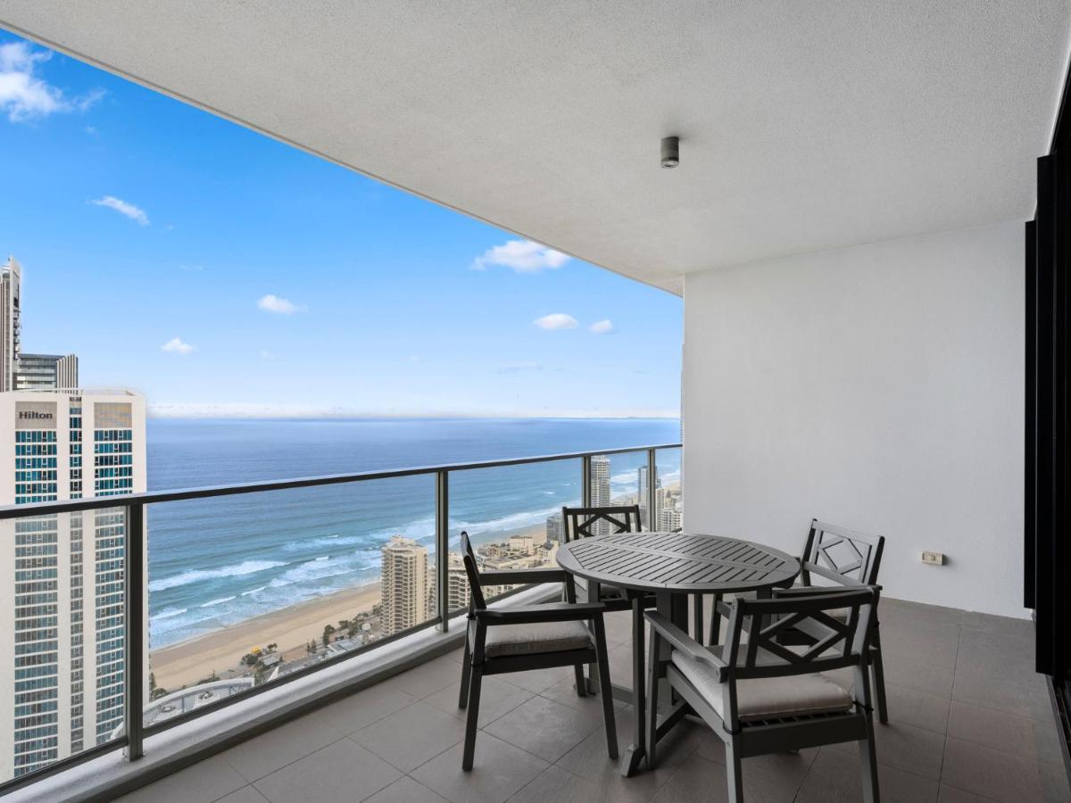 Circle On Cavill - Hosted By Coastal Letting Apartamento Gold Coast Exterior foto